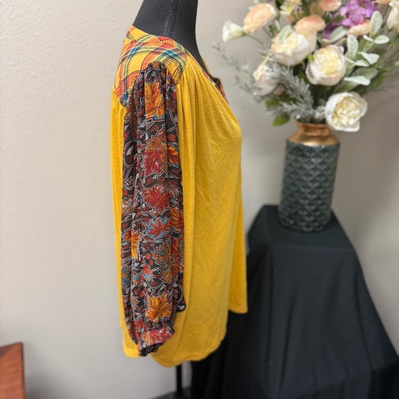 Umgee USA Mustard Boho Blouse - Plaid Trim & Paisley Sleeves | Size Large - Picture 4 of 7